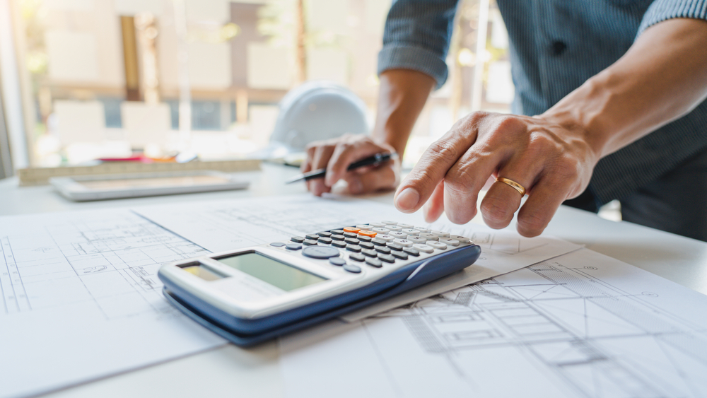 Difference between fixed and equity-indexed annuity